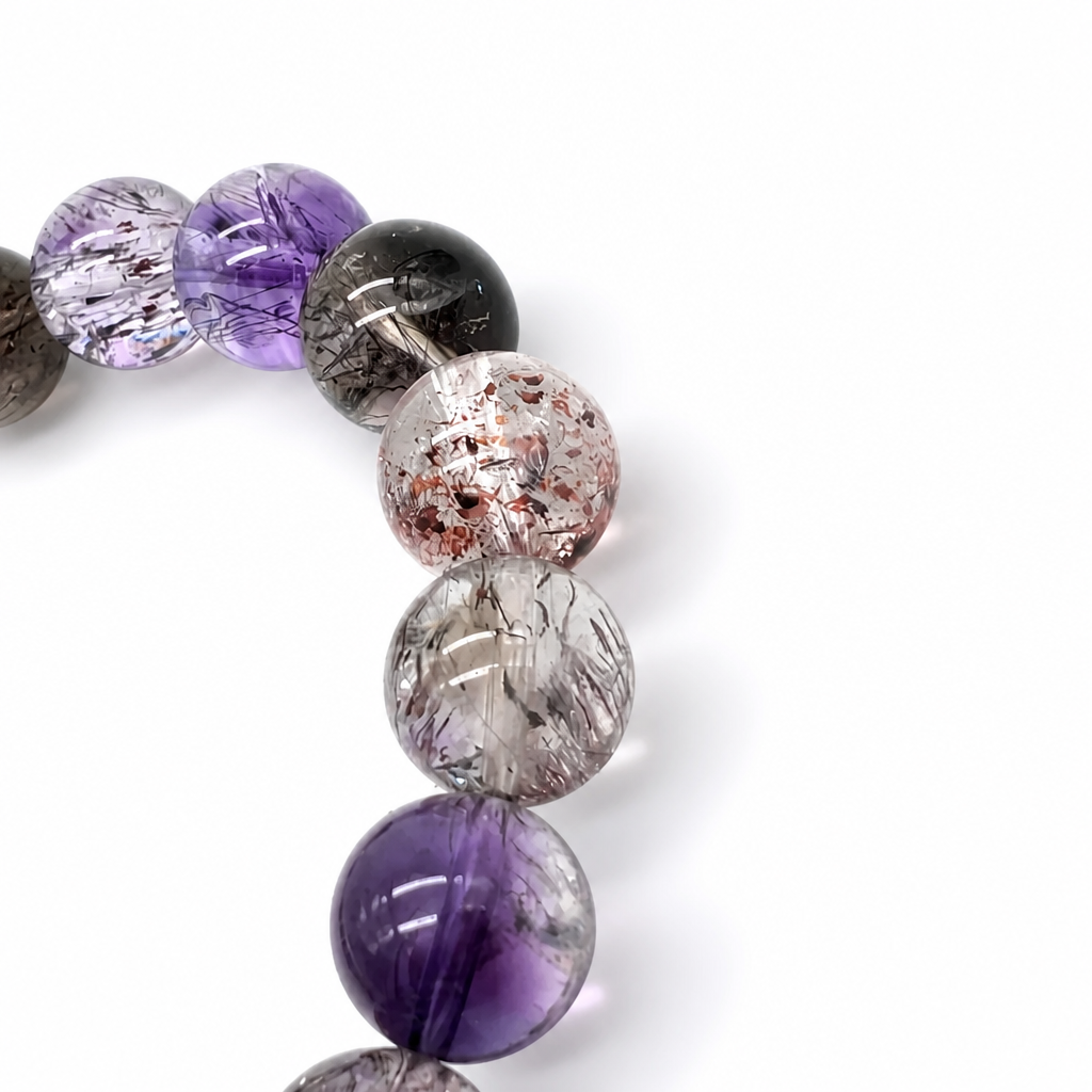 Super 7 Melody Stone bracelet shown from the side